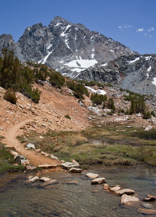 Approaching the final push to Bishop Pass.